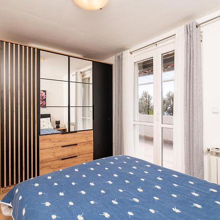 Cozy Apartment In Dubrovnik With House Sea View Buitenkant foto