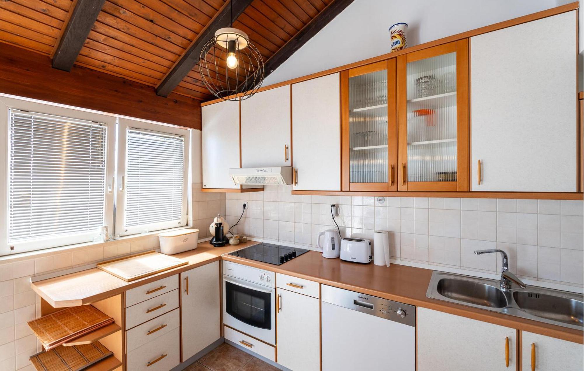 Cozy Apartment In Dubrovnik With House Sea View Buitenkant foto