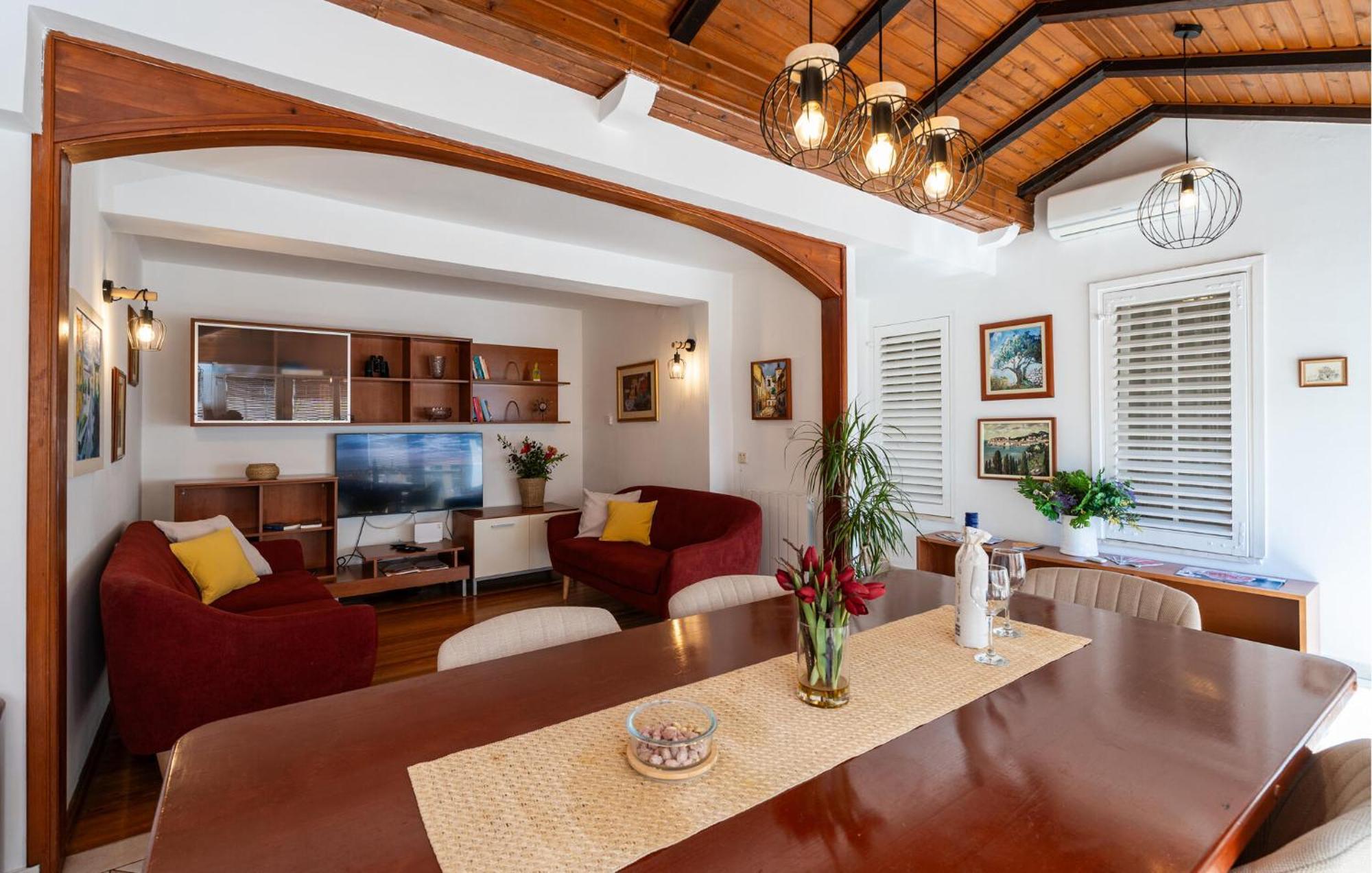 Cozy Apartment In Dubrovnik With House Sea View Buitenkant foto